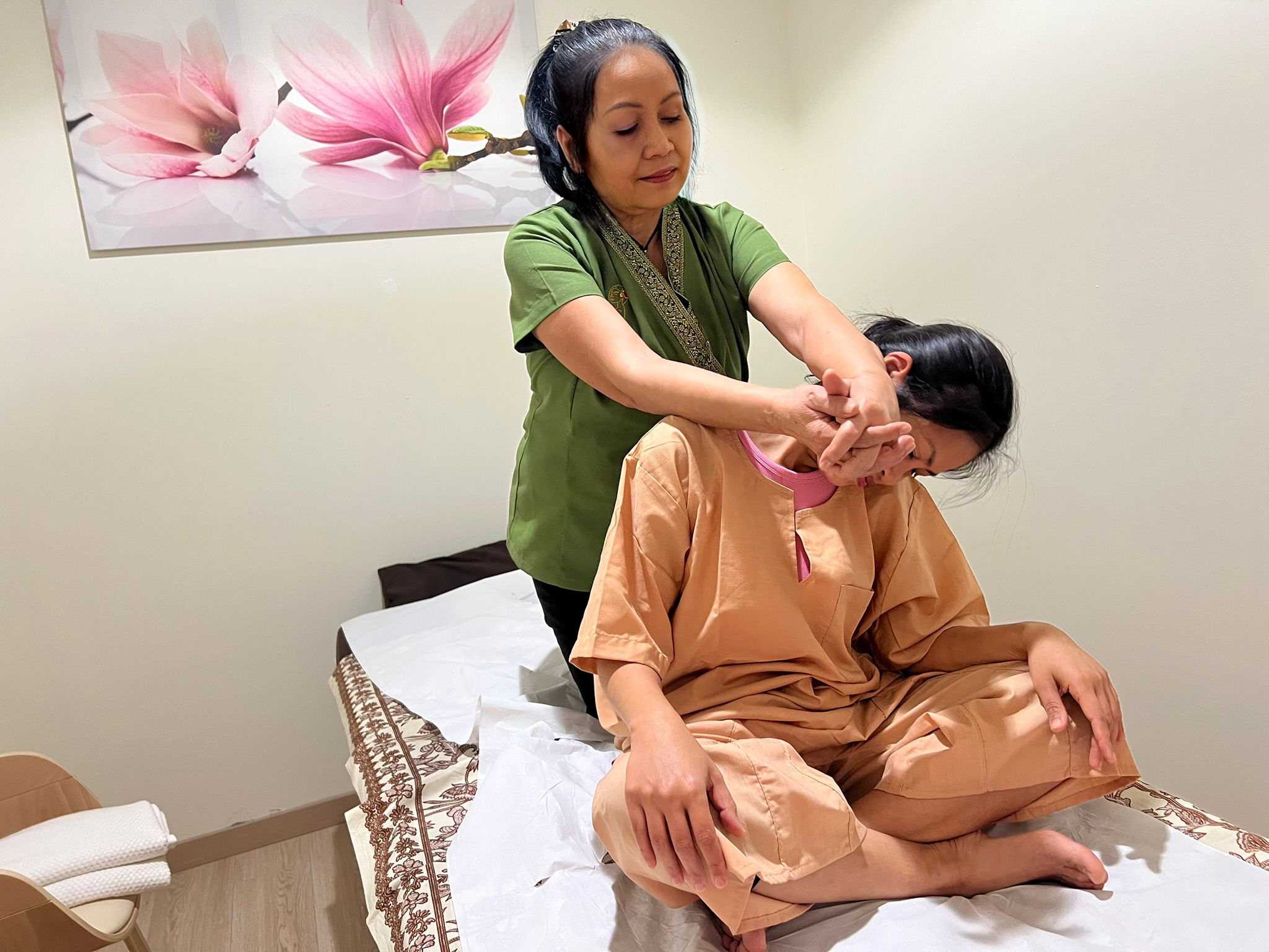 About Us 3 DOK KOON Thai Massage Centro Massaggi Thailandesi a Milano - DOK KOON Thai Massage 11 copy